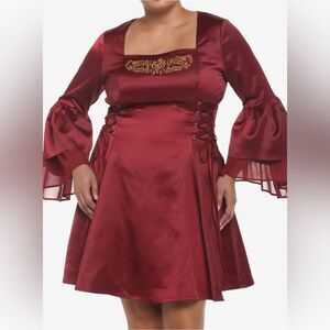 Hot Topic Plus House Of The Dragon Rhaenyra Targaryen Bell Sleeve Dress SZ 5X